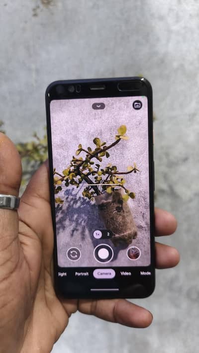 google pixl 4    4+64