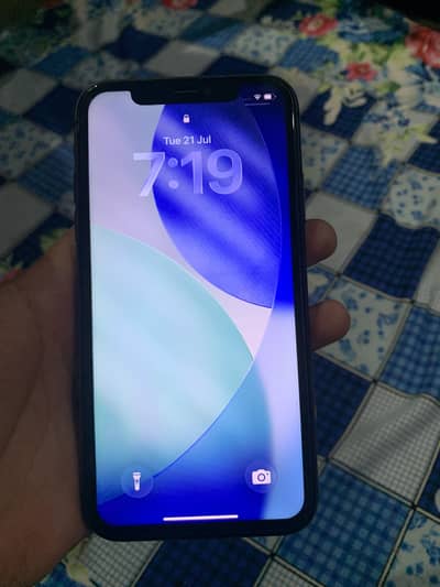 Apple iPhone 11