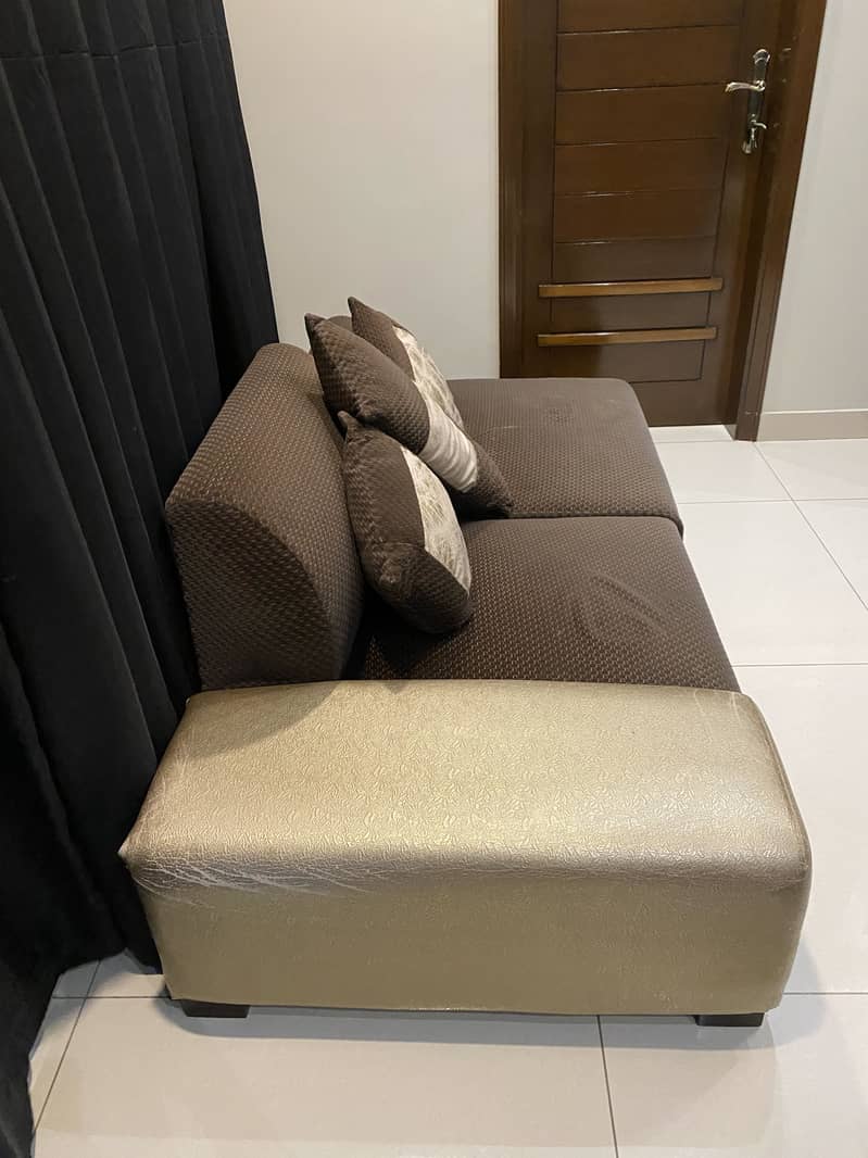 3 seater sofa 2