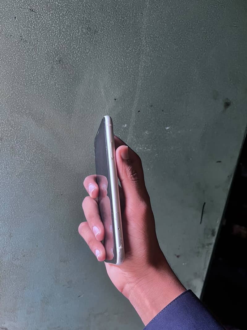 Apple iPhone 11 2