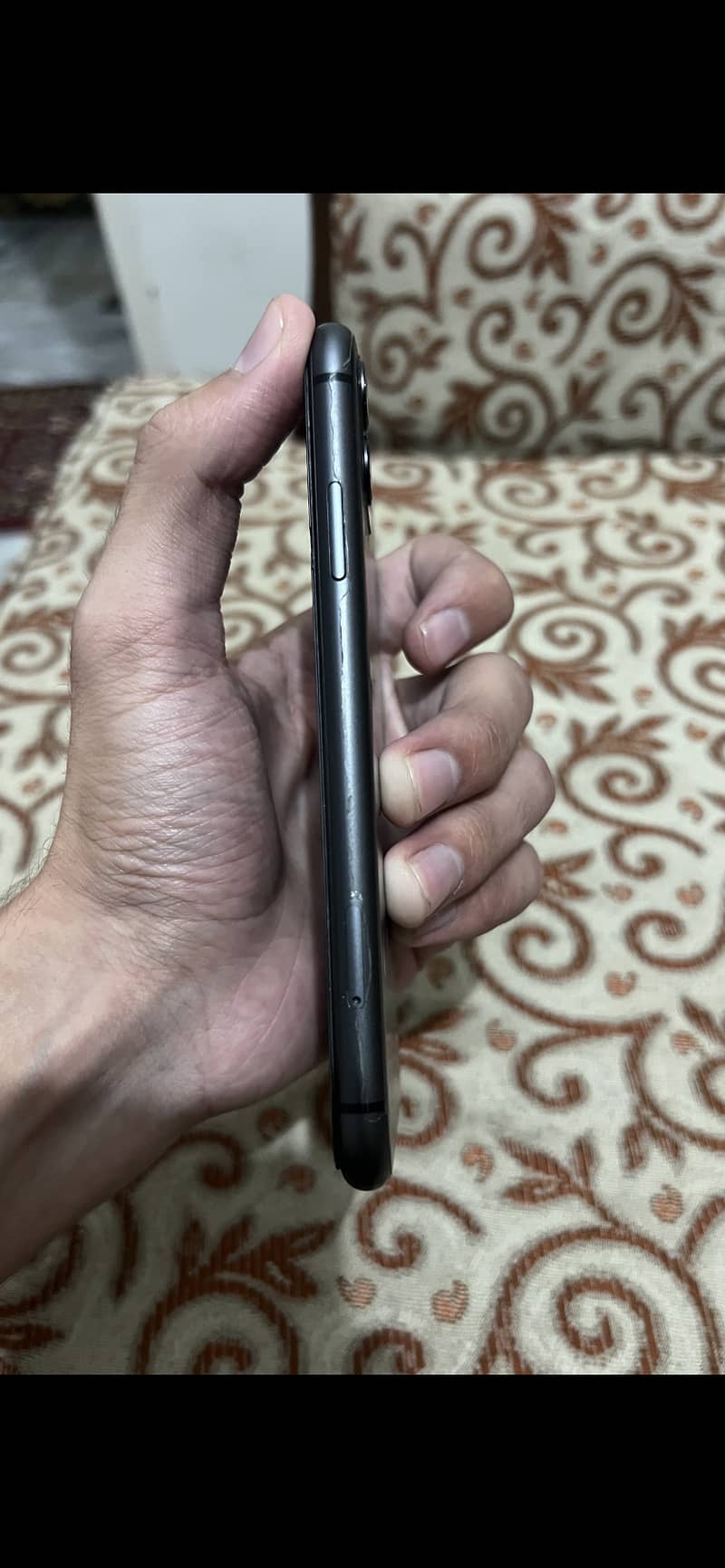 Apple iPhone 11 4