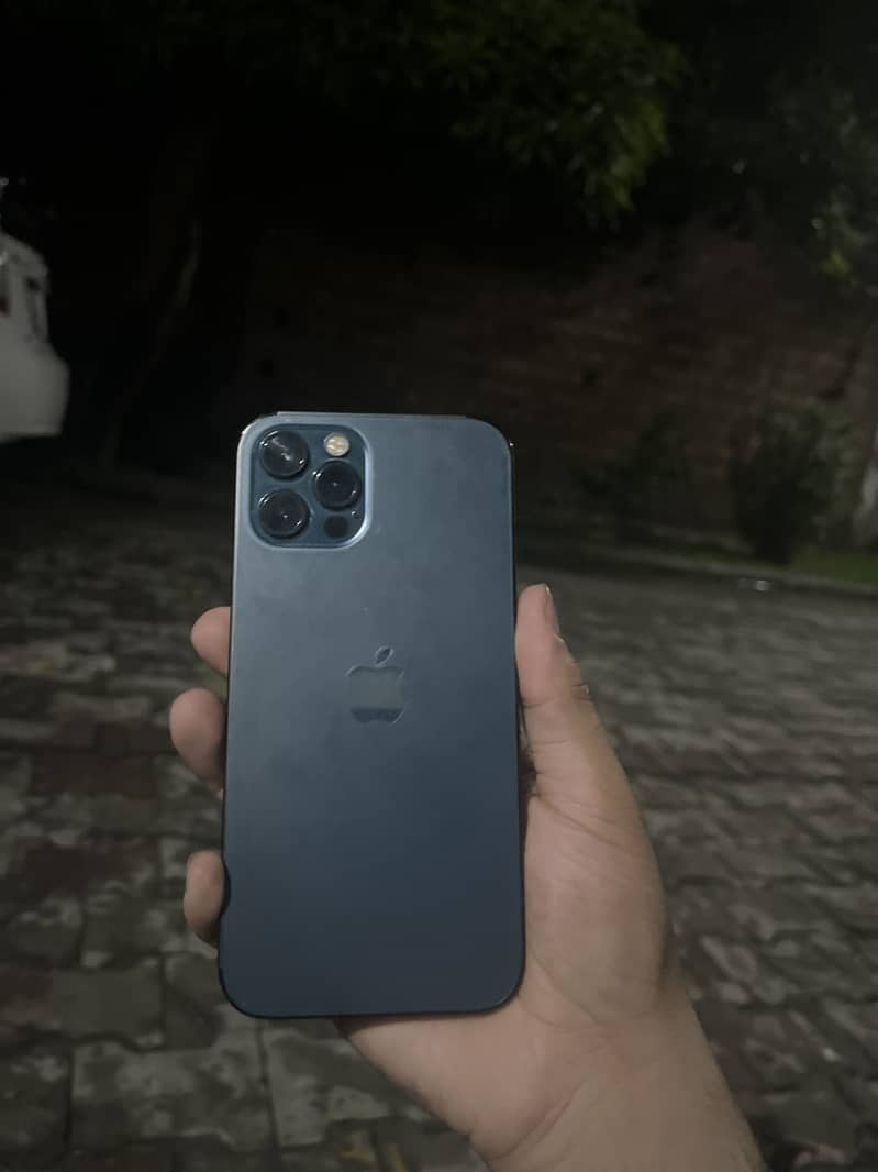 Apple iPhone 12 Pro 0