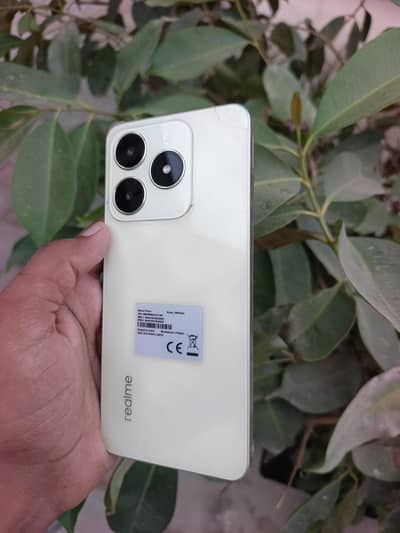 Realme C61