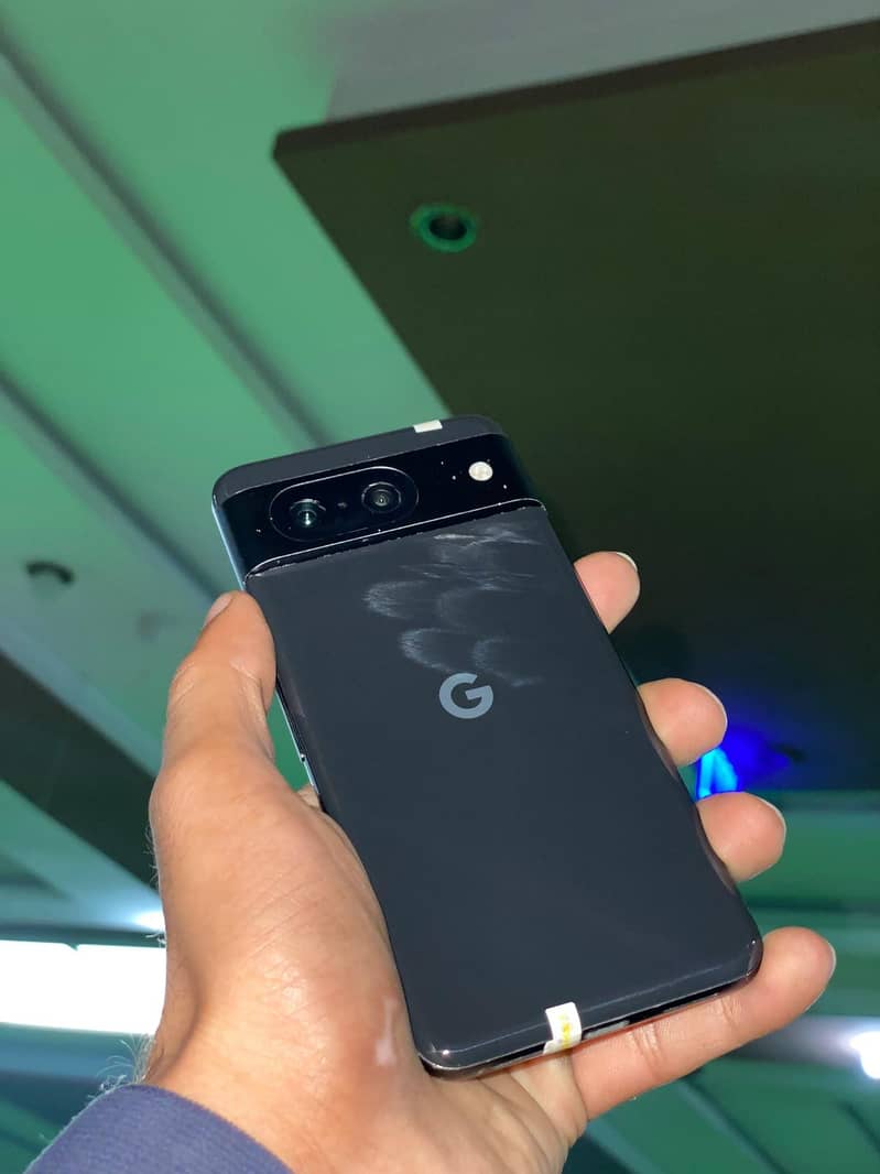 Google Pixel 8 2