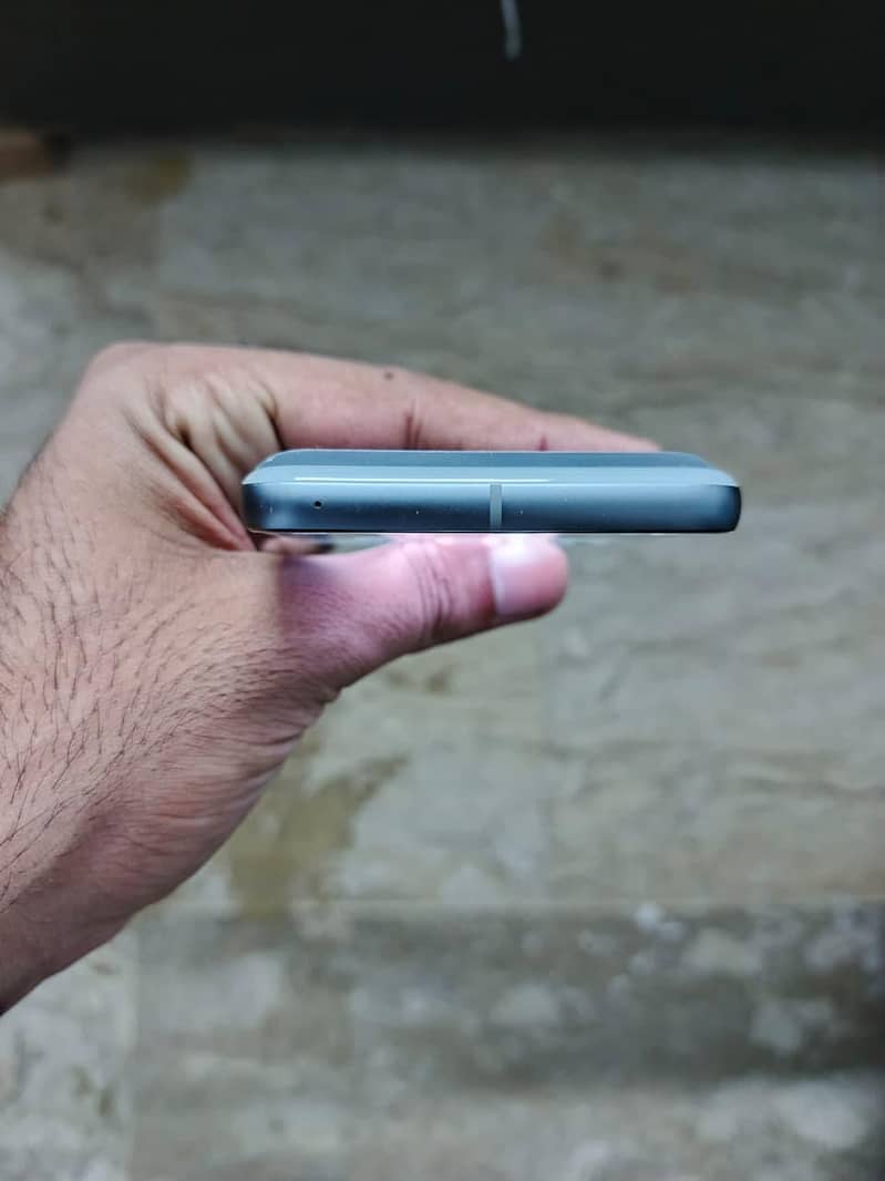 Google Pixel 8 1