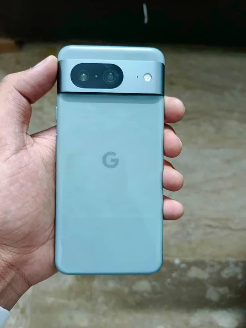 Google Pixel 8 3