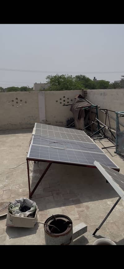 Solar Panels with stand and Controller