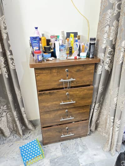 Heavy Wooden Chest of drawers.