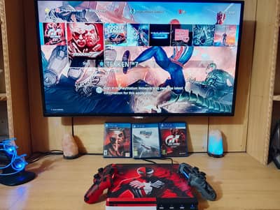 Playstation 4 pro  (PS4) 1 TB slim spider man addition