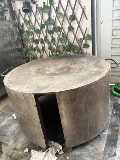 Big  tawa (griddle) and choulah oven