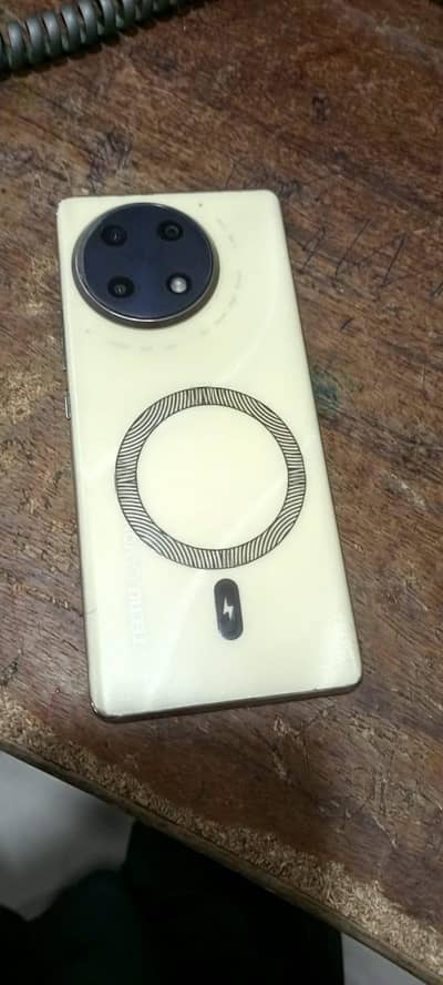 Tecno CAMON 30S