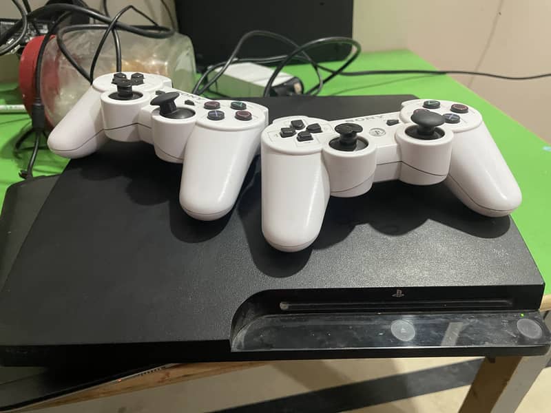 Ps3 slim console 3