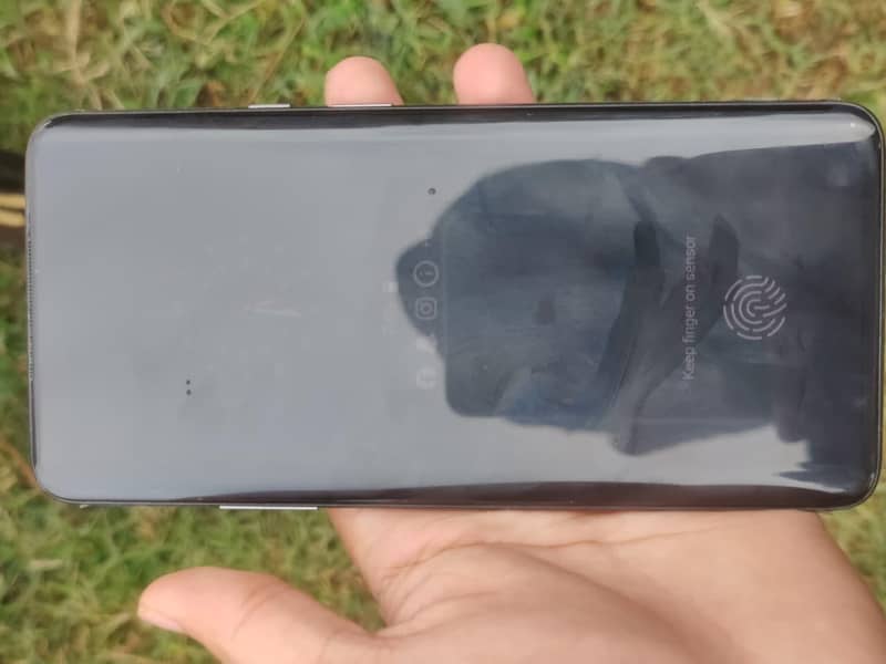 One Plus 7 Pro 3