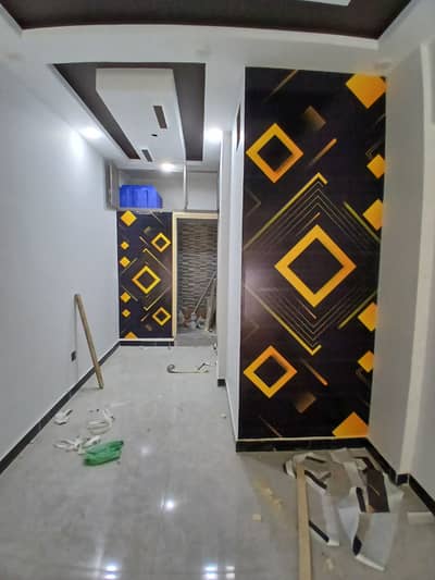 FULLY RENOVATED COMMERCIAL SHOP FOR RENT 300sq. ft IDEAL LOCATION