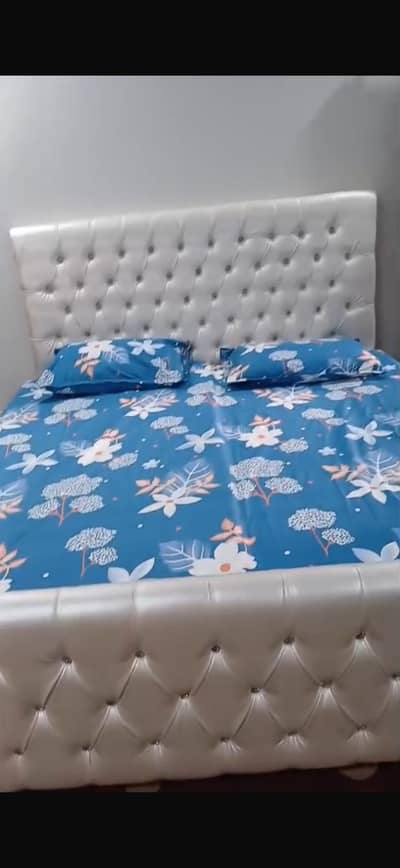 Leather bed