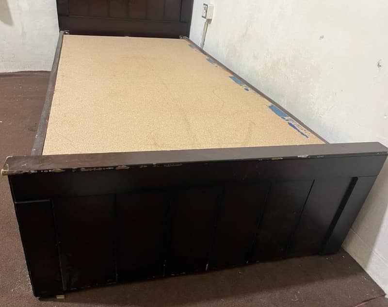SINGLE BED(ALMOST NEW) 1