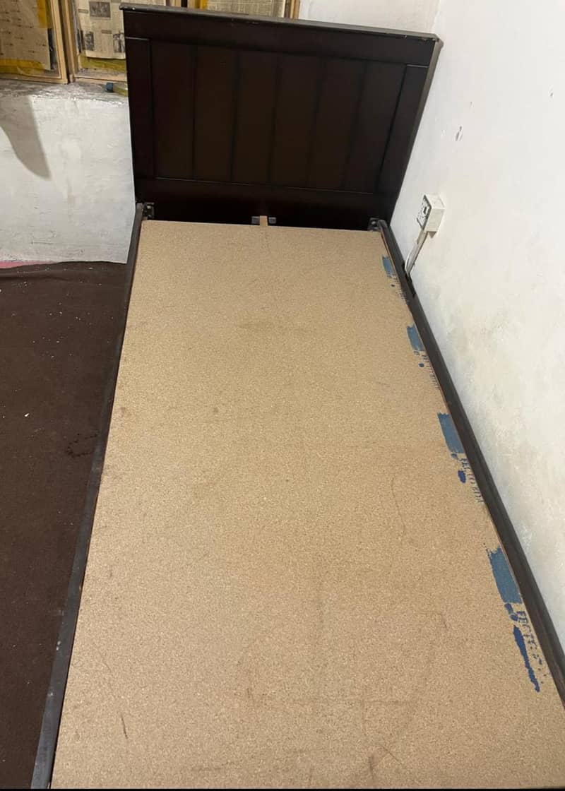 SINGLE BED(ALMOST NEW) 3