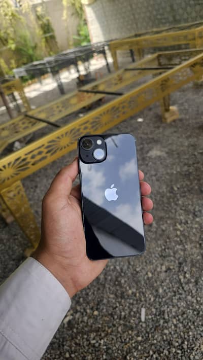 Apple iPhone 14