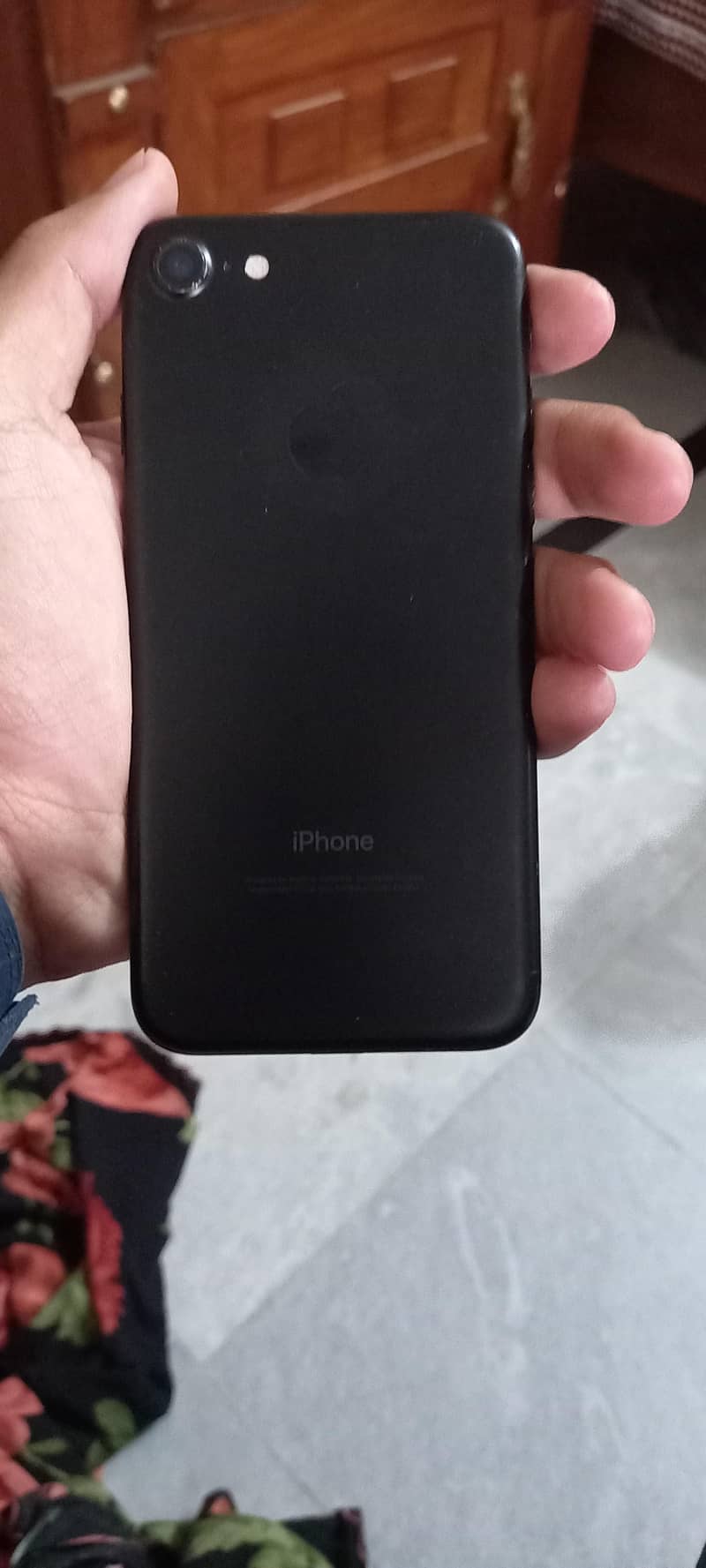 Apple iPhone 7 2