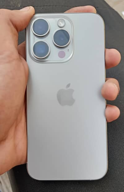 Apple iPhone 15 Pro
