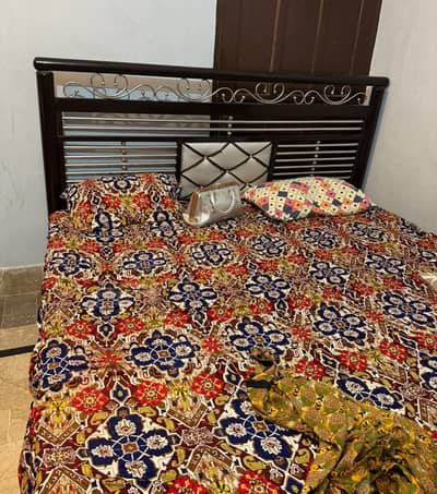 Room set bad mattress cupboard