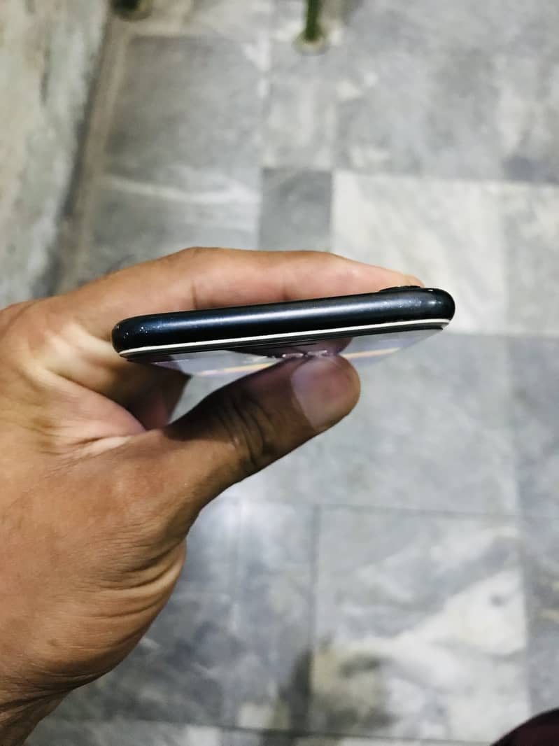 Apple iPhone 7 4
