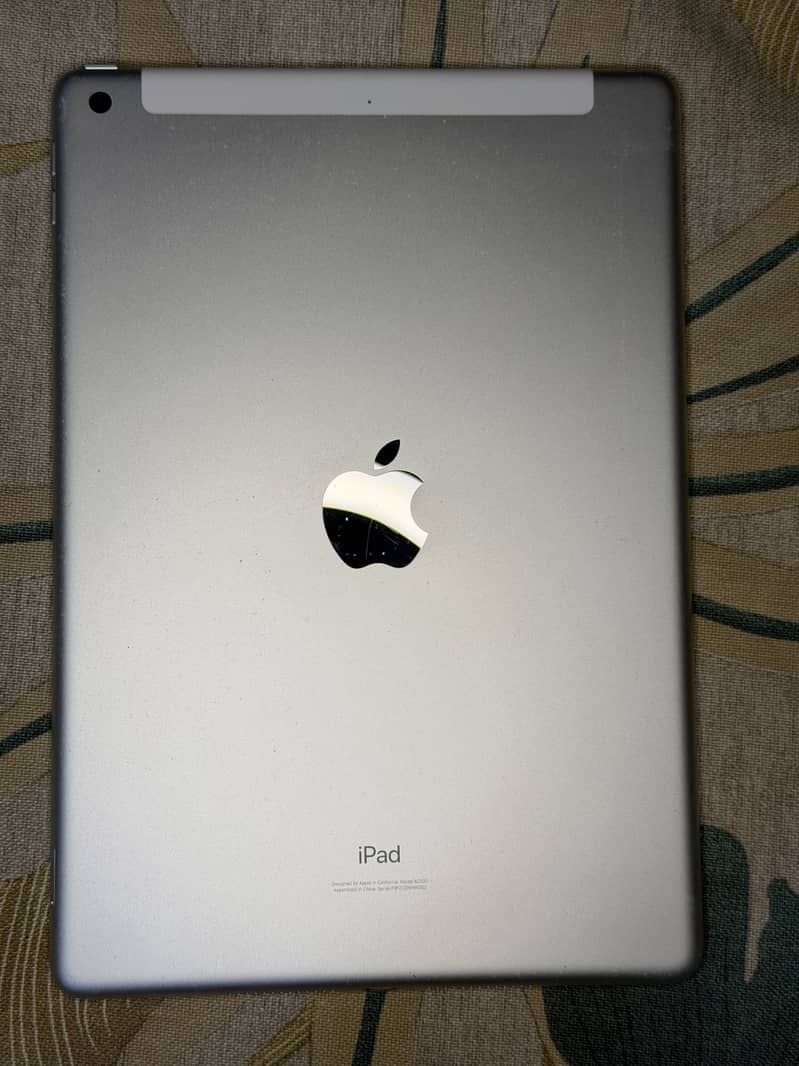 iPad 7th Generation 32Gb Cellular 4