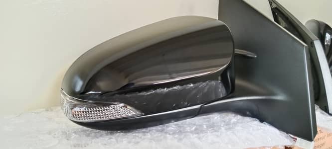 Altis 1.6 Genuine side mirror