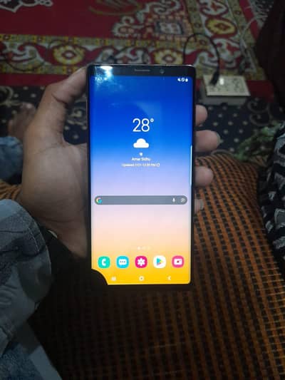 Samsung Mobile F12
