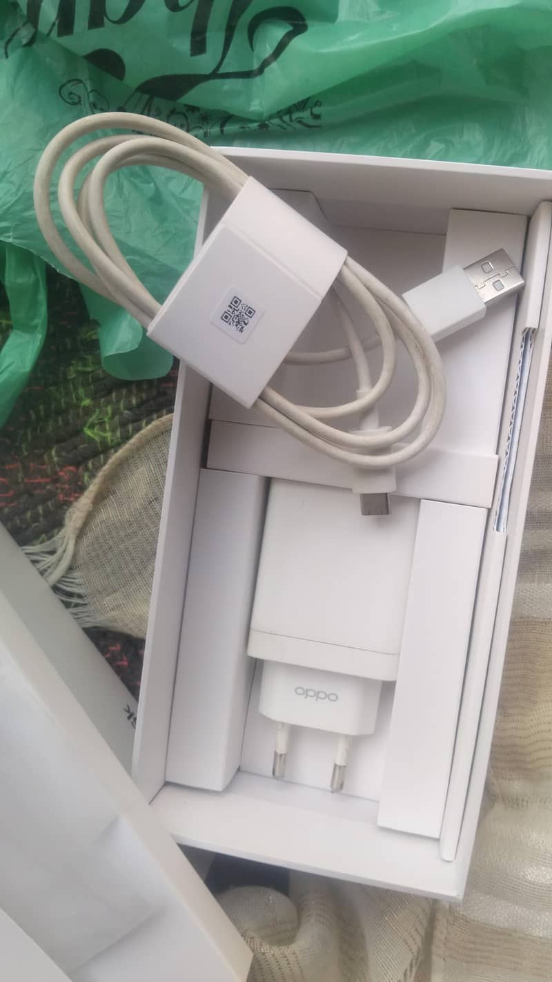 OPPO A6k 1