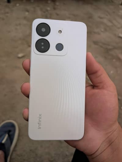 Infinix Smart 7 2+2 64 read add full