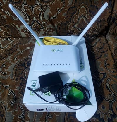 Ptcl Wifi Router with Box and charger