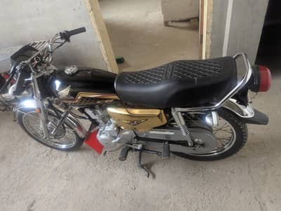Honda 125 Special Edition