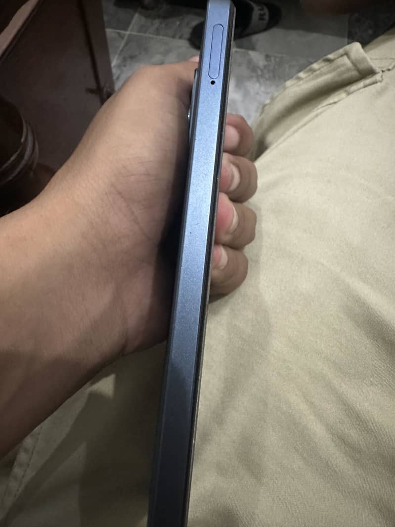 Realme C63 3