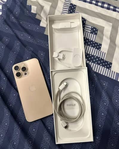 Apple iPhone 16 Pro Max