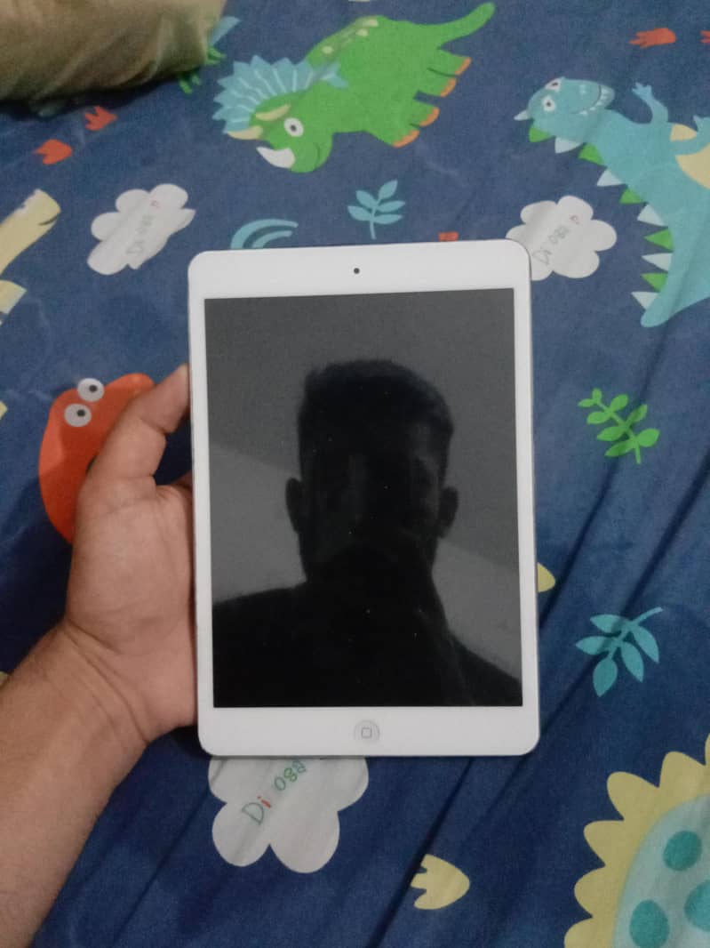 ipad mini 5 (5500) 0