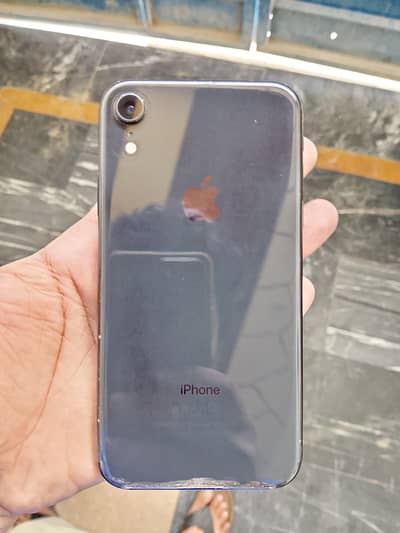 Apple iPhone XR