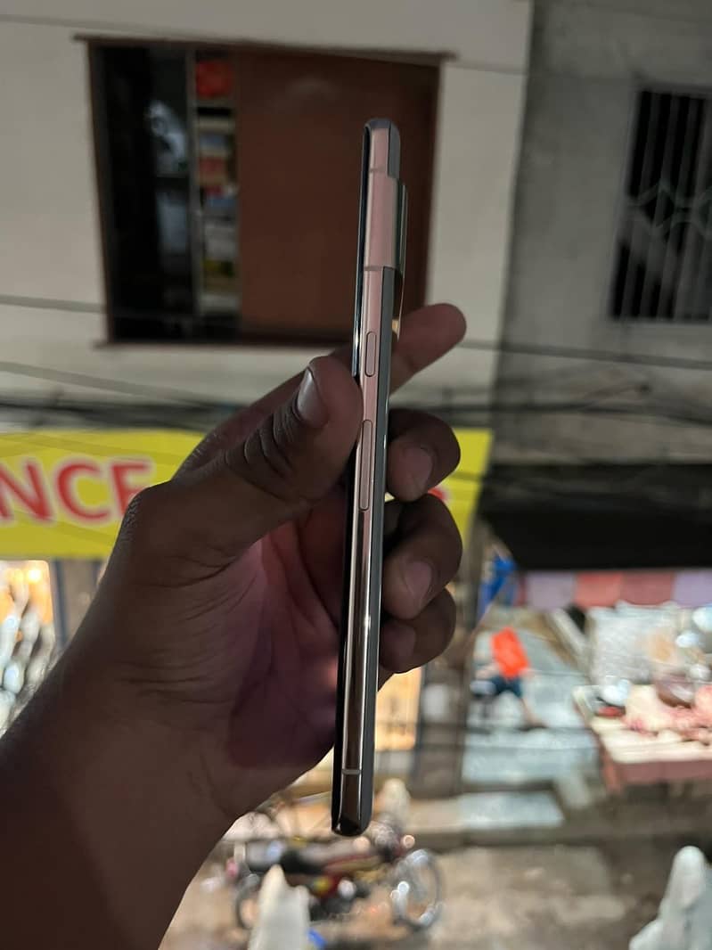 Google Pixel 7 Pro 2