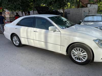 Toyota Crown 2004