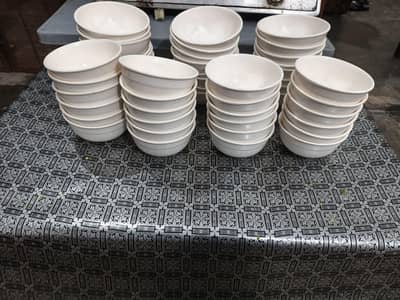 Crockery item