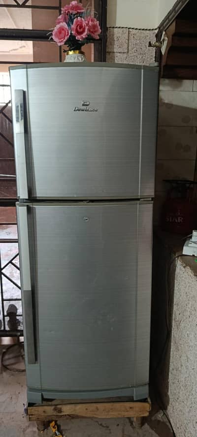 urgent sale dawlance 9170 wb es plus refrigerator large size