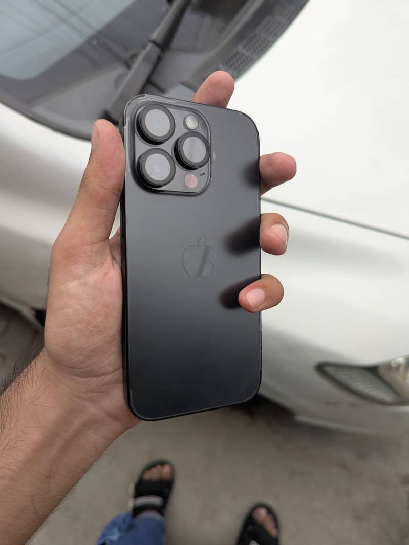 iPhone 14 Pro 2