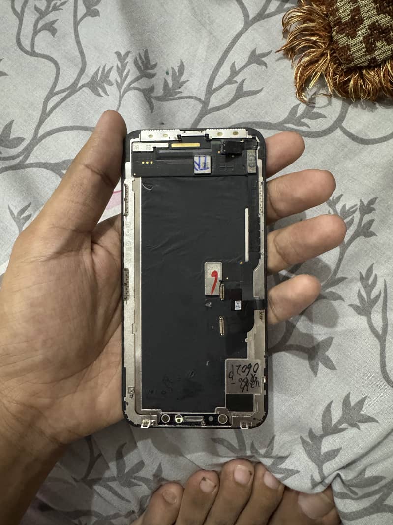 iPhone x panel 2