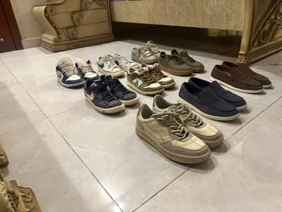 Bundle of 9 original shoes NIKE