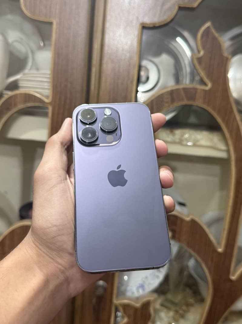 Apple iPhone 14 Pro 4