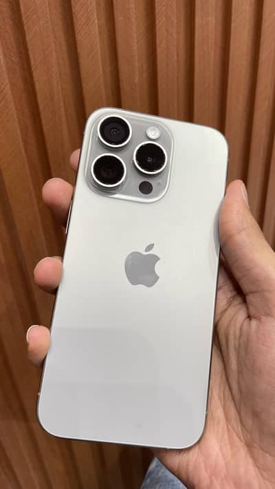 Apple iPhone 15 Pro JV