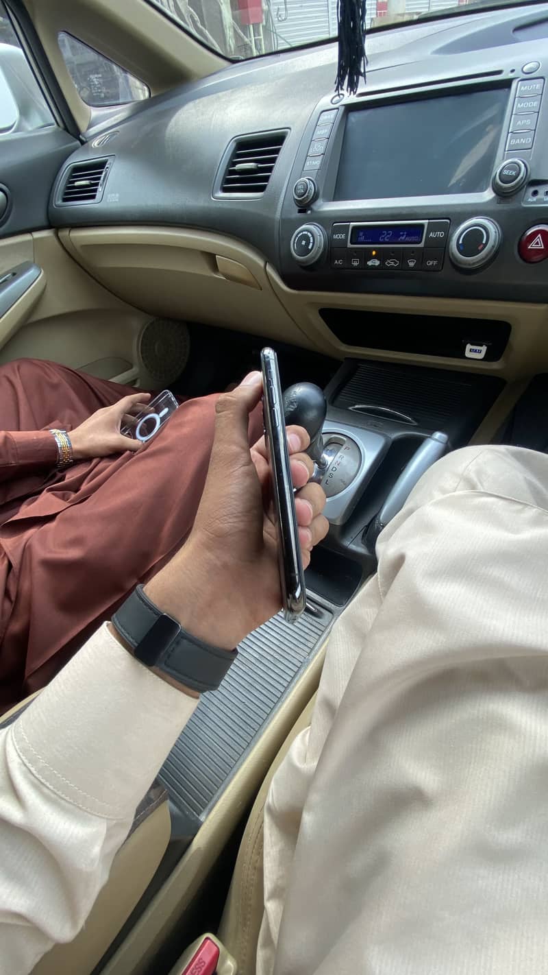 iphone 11 pro 4