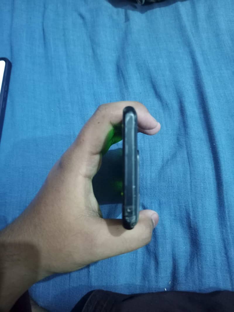 One Plus 10 Pro 4