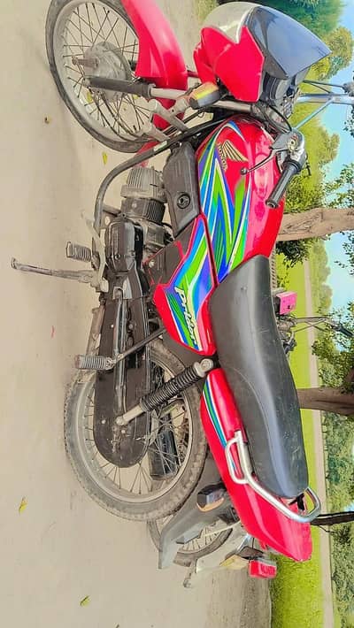 Honda Pridor 21/22 Model For Sale engine ki garranty hai bilkul ok bik