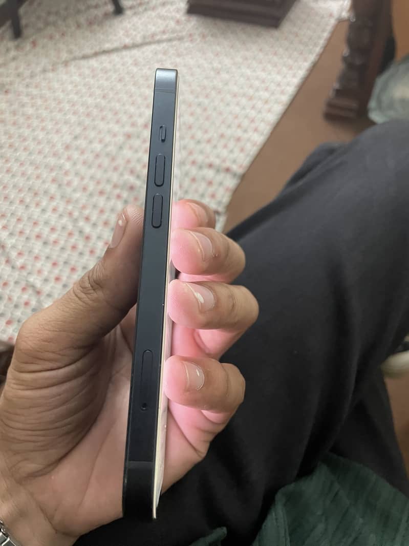 Iphone 13 2